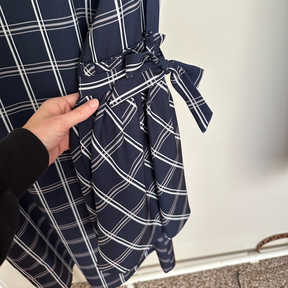 ECI New York Womens Navy Blue and White Plaid Longsleeve Midi Shift Dress size 4 - Picture 3 of 8